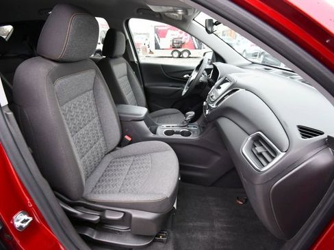 Used 2024 Chevrolet Equinox LT AWD/4WD image 19