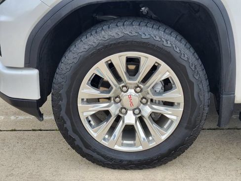 Used 2024 GMC Sierra 1500 Denali AWD/4WD image 11