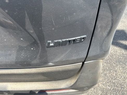 Used 2019 Toyota RAV4 Limited w/ Advanced Technology Package image 18