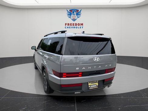 Used 2024 Hyundai Santa Fe SEL AWD/4WD image 5