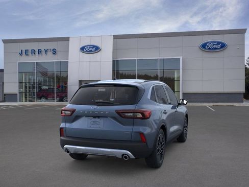 New 2026 Ford Escape SE image 7