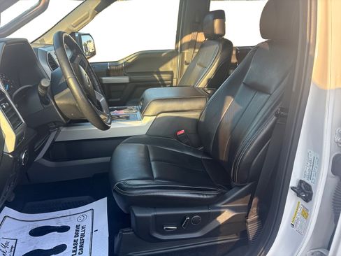 Used 2018 Ford F150 Lariat image 9