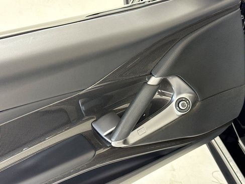 Used 2021 Ferrari 812 GTS RWD image 13