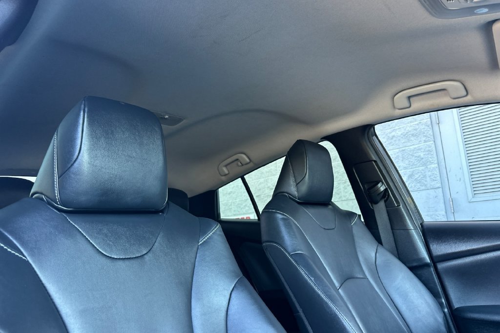 Used 2021 Toyota Prius Prime XLE FWD image 16