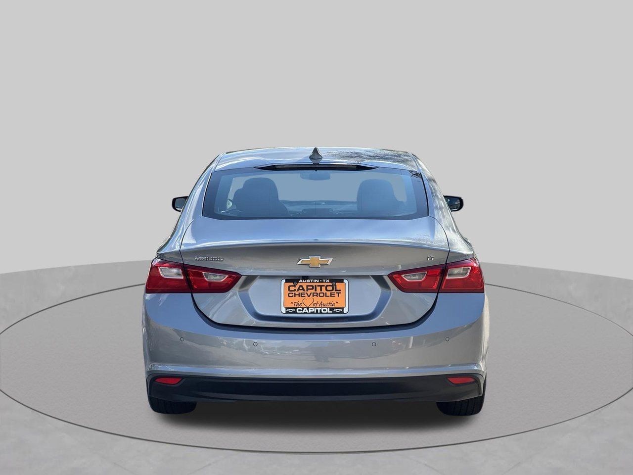 Used 2025 Chevrolet Malibu LT FWD image 4