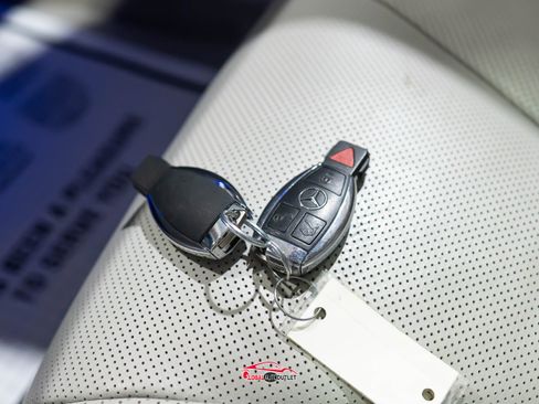 Used 2015 Mercedes-Benz S 550 Sedan image 55