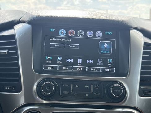 Used 2019 Chevrolet Suburban Premier w/ Premier Plus Edition AWD/4WD image 30