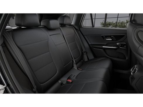 New 2026 Mercedes-Benz GLC 300 4MATIC image 5