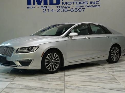 Used 2017 Lincoln MKZ Select w/ Climate Package FWD image 1