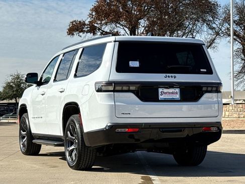 New 2026 Jeep Grand Wagoneer Limited AWD/4WD image 6