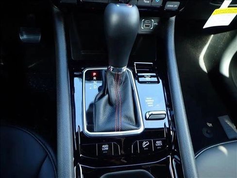 New 2025 Jeep Compass Trailhawk image 21