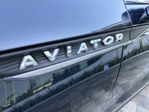 Certified 2022 Lincoln Aviator Reserve w/ Elements Package Plus RWD image 9