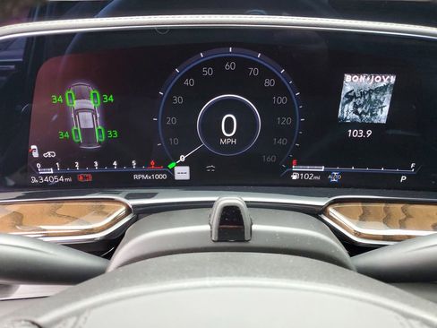 Used 2023 Cadillac Escalade ESV Sport Platinum w/ Heavy-Duty Trailer Package image 12