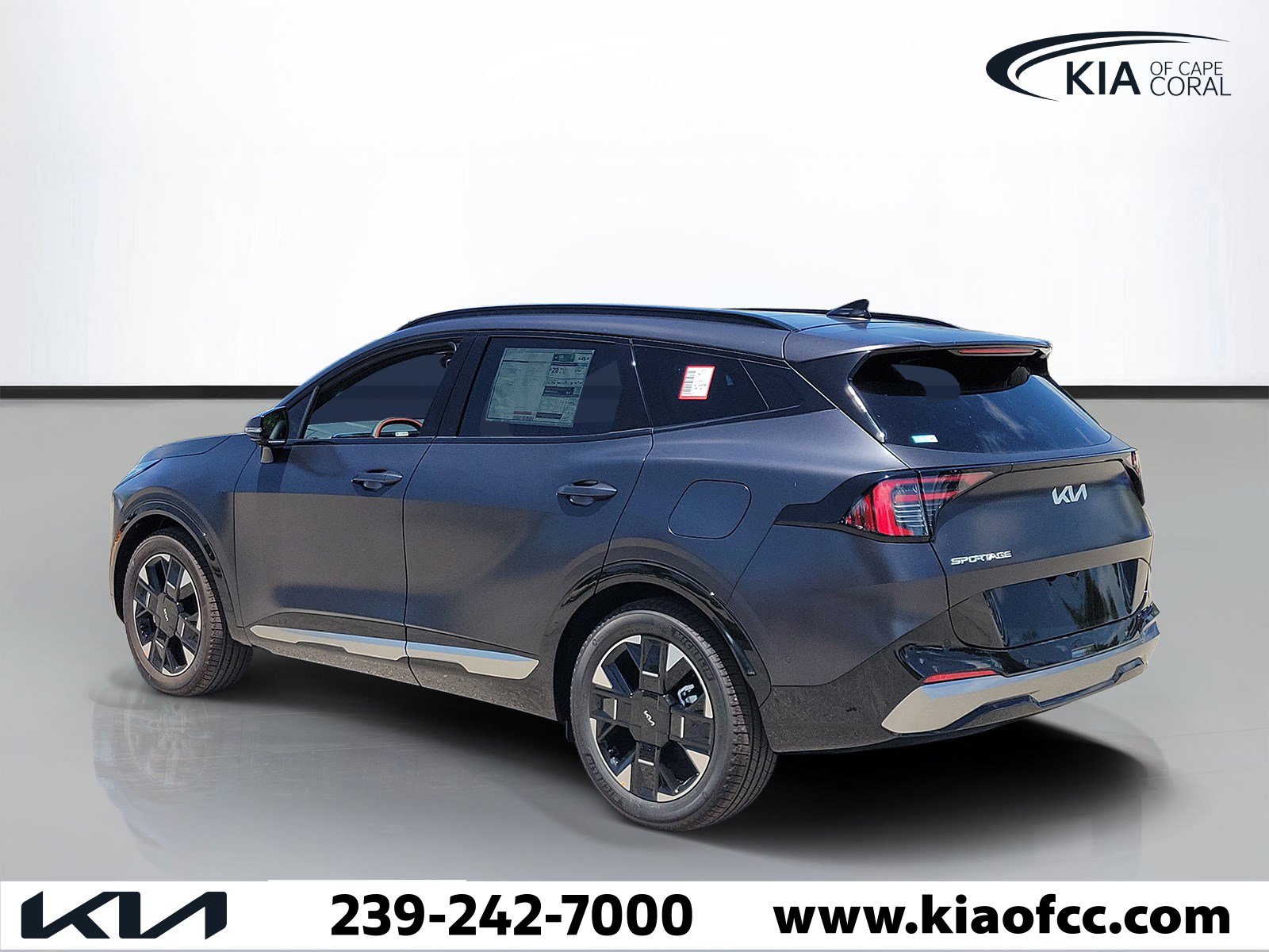 New 2026 Kia Sportage SX FWD image 4