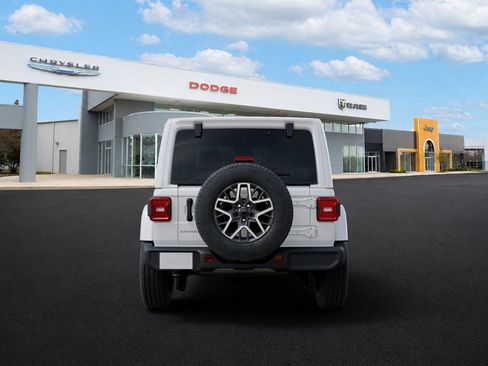 New 2026 Jeep Wrangler Unlimited Sahara AWD/4WD image 7