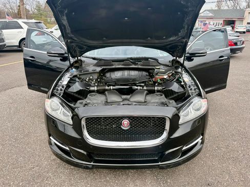 Used 2015 Jaguar XJ Supercharged image 9