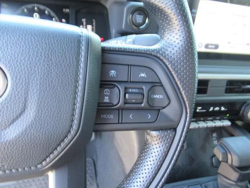 Used 2025 Toyota Tacoma SR w/ Towing Package AWD/4WD image 19