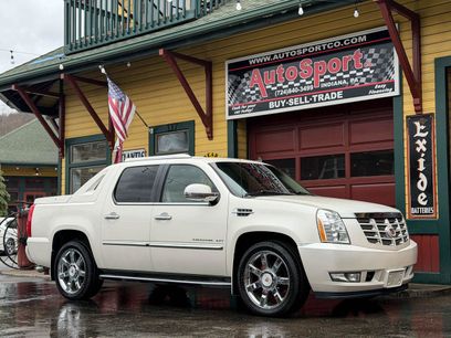 Used 2013 Cadillac Escalade EXT Luxury