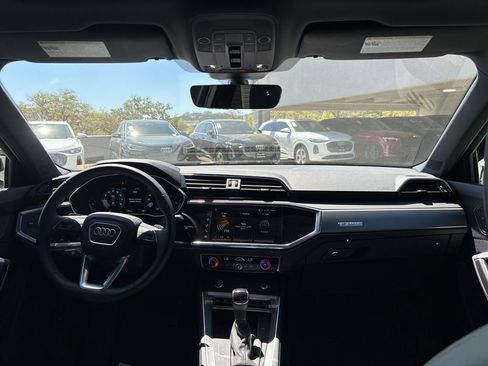 Used 2025 Audi Q3 2.0T Premium w/ Convenience Package image 19