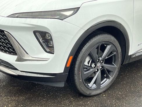 Used 2026 Buick Envision Sport Touring image 9