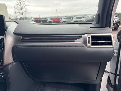 Used 2023 Lexus GX 460 Premium image 20