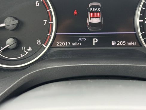 Certified 2025 Nissan Rogue SV image 21