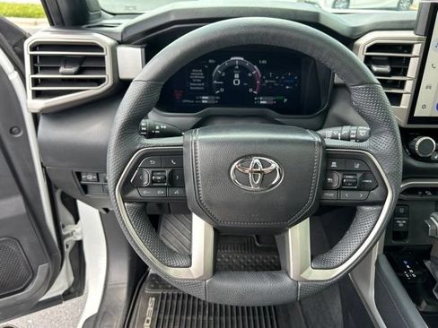 Used 2025 Toyota Sequoia Limited AWD/4WD image 22