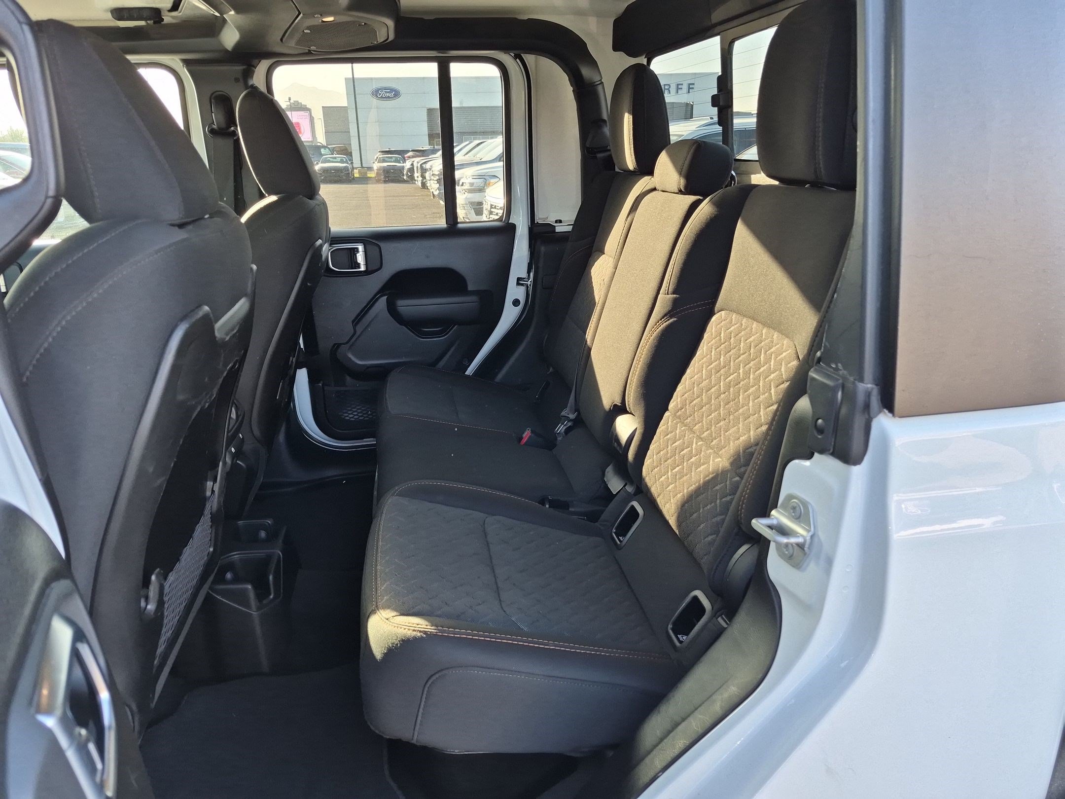 Used 2026 Jeep Gladiator Mojave AWD/4WD image 29