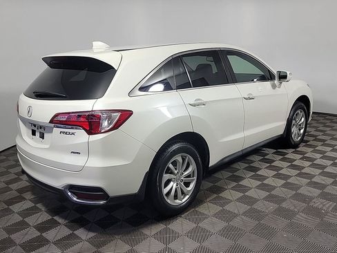 Used 2017 Acura RDX AWD w/ Technology Package image 4