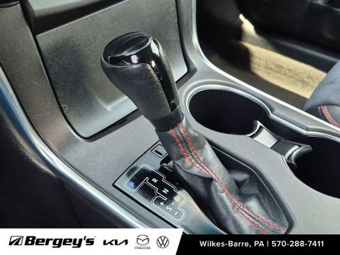 Used 2016 Toyota Camry XSE w/ Moonroof Package FWD image 21