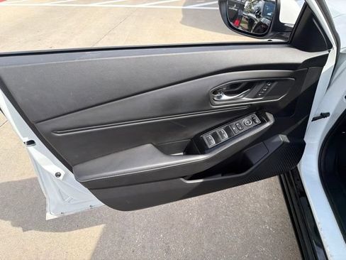 Used 2023 Honda Accord Touring image 10