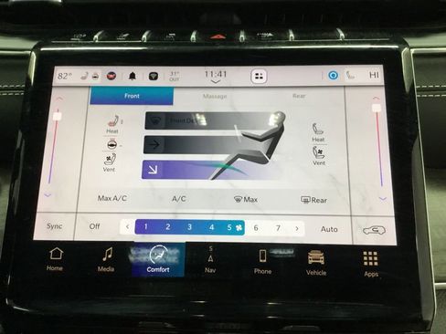 Used 2023 Jeep Grand Cherokee L Overland w/ Advanced Protech Group III image 32