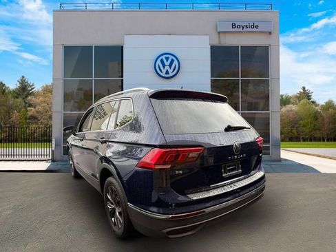 Used 2024 Volkswagen Tiguan SE AWD/4WD image 5