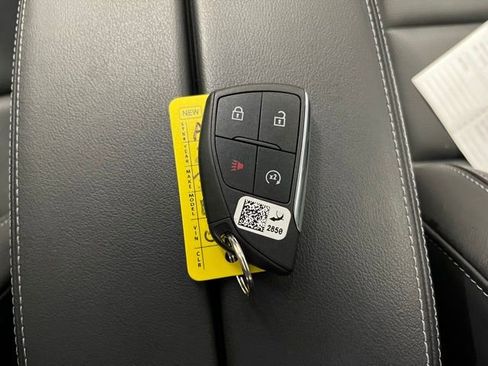 Used 2025 Buick Envision Preferred image 27