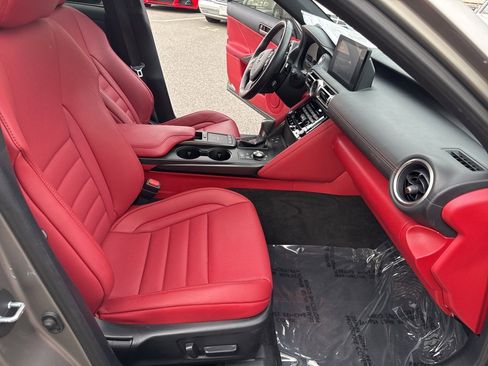 Used 2022 Lexus IS 350 F Sport image 32