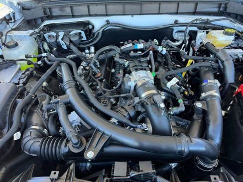 New 2025 Ford Bronco Outer Banks image 25