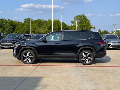 New 2026 Volkswagen Atlas SE FWD image 3
