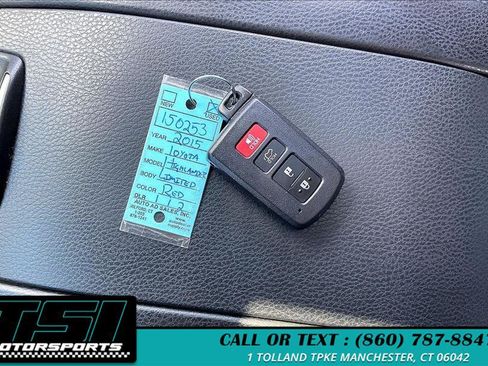 Used 2015 Toyota Highlander Limited AWD/4WD image 10