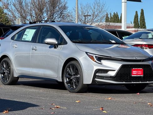 New 2026 Toyota Corolla SE image 10