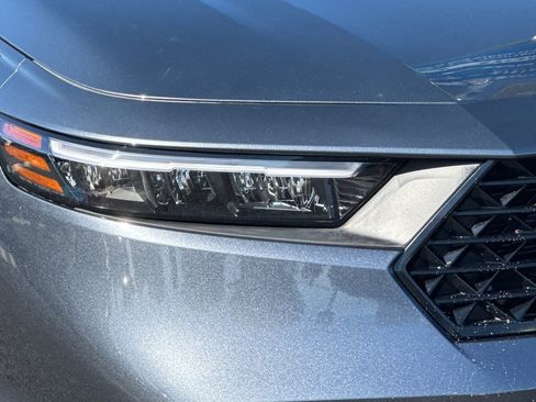 Used 2024 Honda Accord EX image 11