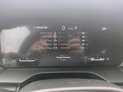 New 2025 Jeep Grand Cherokee L Altitude image 3