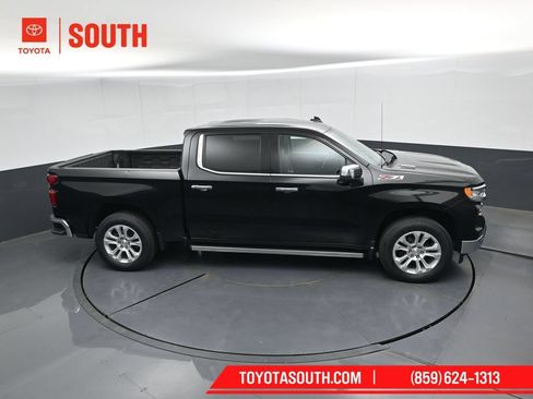 Used 2022 Chevrolet Silverado 1500 LTZ w/ Z71 Off-Road Package AWD/4WD image 50