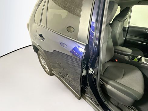 Used 2023 Toyota RAV4 XLE w/ Convenience Package FWD image 28