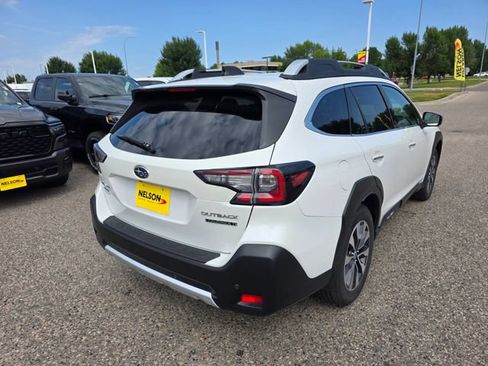 Used 2024 Subaru Outback Touring XT w/ Popular Package #2 AWD/4WD image 8