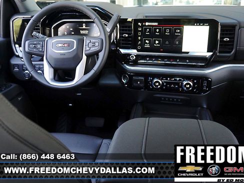 New 2025 GMC Sierra 2500 SLT w/ Texas SLT Premium Package image 17