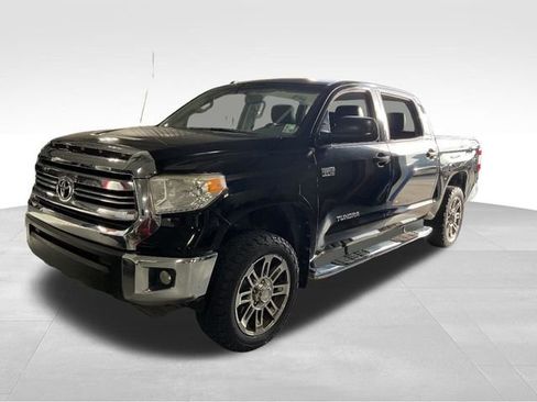 Used 2016 Toyota Tundra SR5 w/ SR5 Upgrade Package RWD image 3