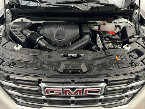 Used 2025 GMC Acadia Elevation image 72