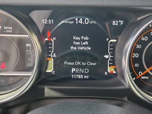 Used 2021 Jeep Wrangler Unlimited Sahara AWD/4WD image 13