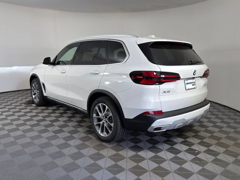 Used 2026 BMW X5 sDrive40i RWD image 3
