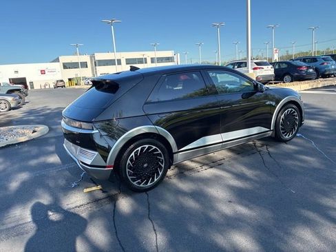 Used 2022 Hyundai Ioniq 5 Limited AWD/4WD image 6